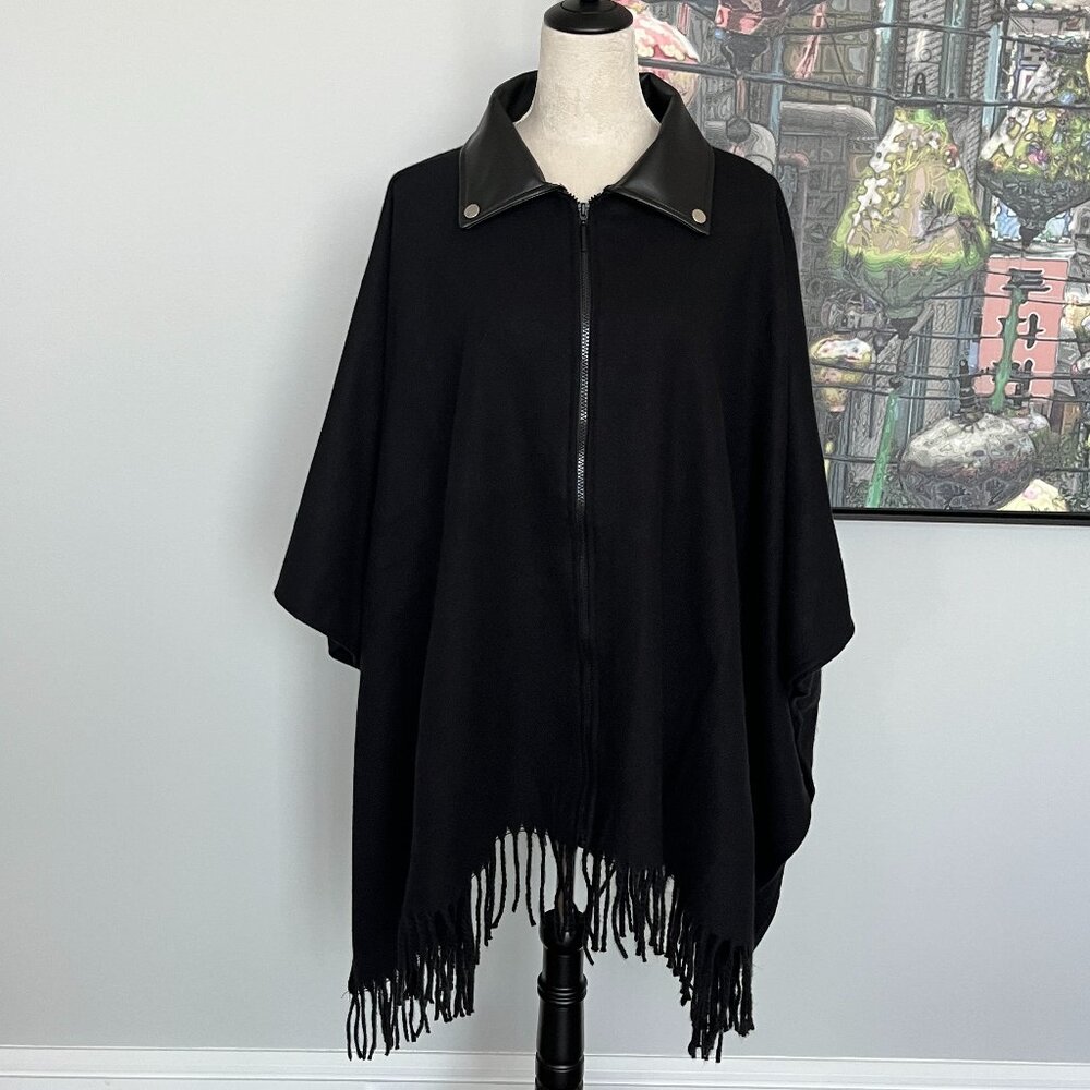 House of Harlow 1960 Black Fringed Poncho